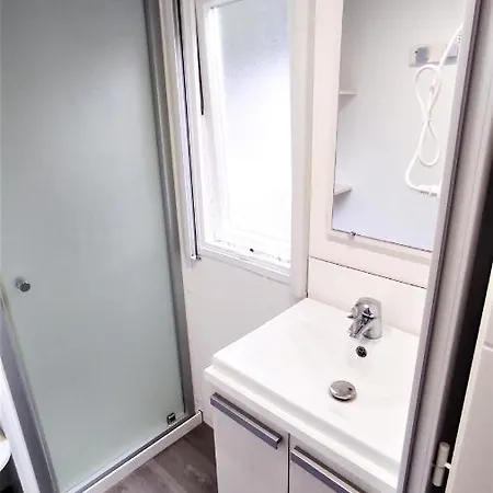 Mobil 6 Personnes Confort Kamp alanı